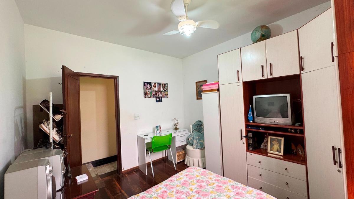 Casa, Planalto, 4 Quartos, 3 Vagas, 2 Suítes