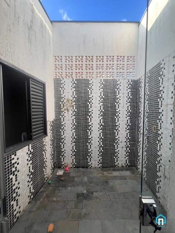 Casa, Centro, 2 Quartos, 1 Vaga, 1 Suíte