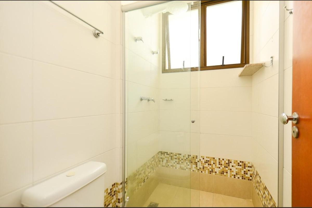 Casa, Comiteco, 4 Quartos, 10 Vagas, 4 Suítes