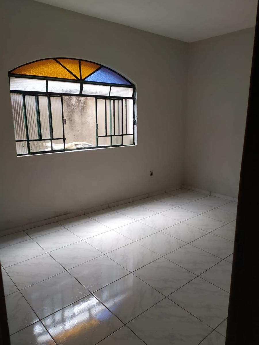 Casa, Trevo, 2 Quartos, 3 Vagas