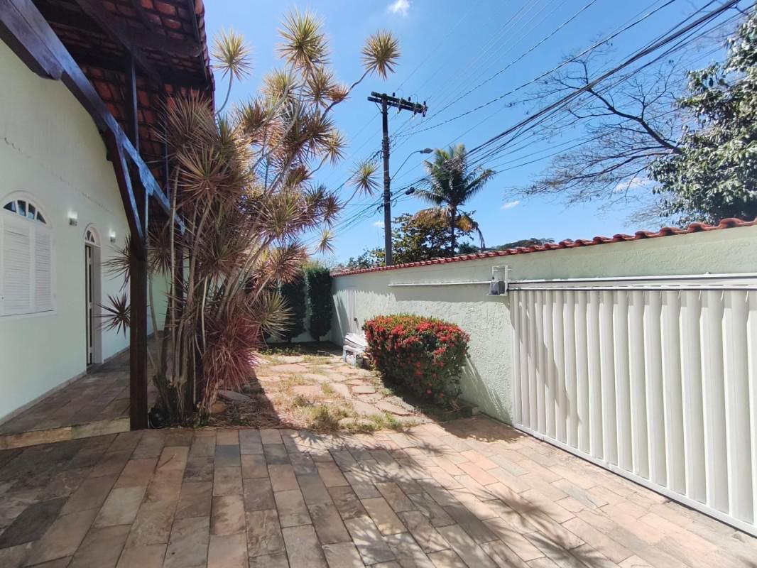 Casa, Alípio de Melo, 5 Quartos, 4 Vagas, 2 Suítes