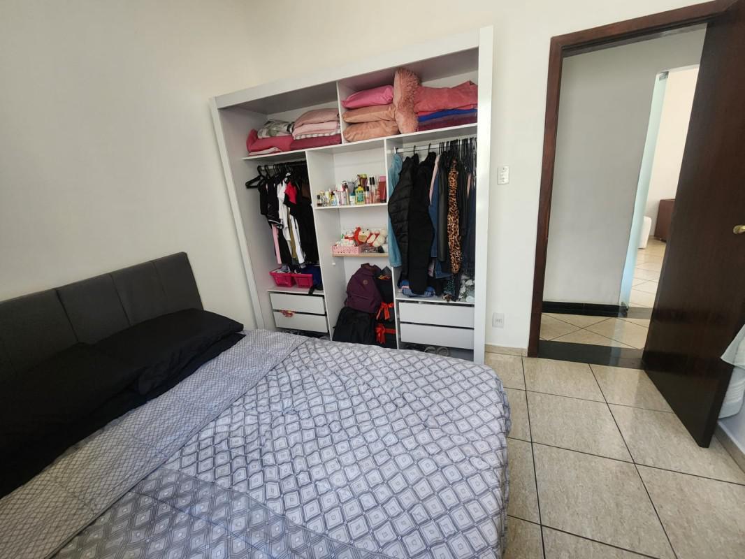 Casa, Coqueiros, 4 Quartos, 6 Vagas, 2 Suítes