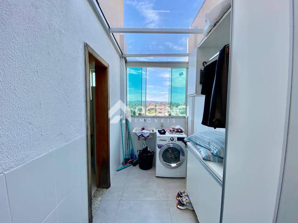 Apartamento, Cabral, 2 Quartos, 0 Vaga, 1 Suíte