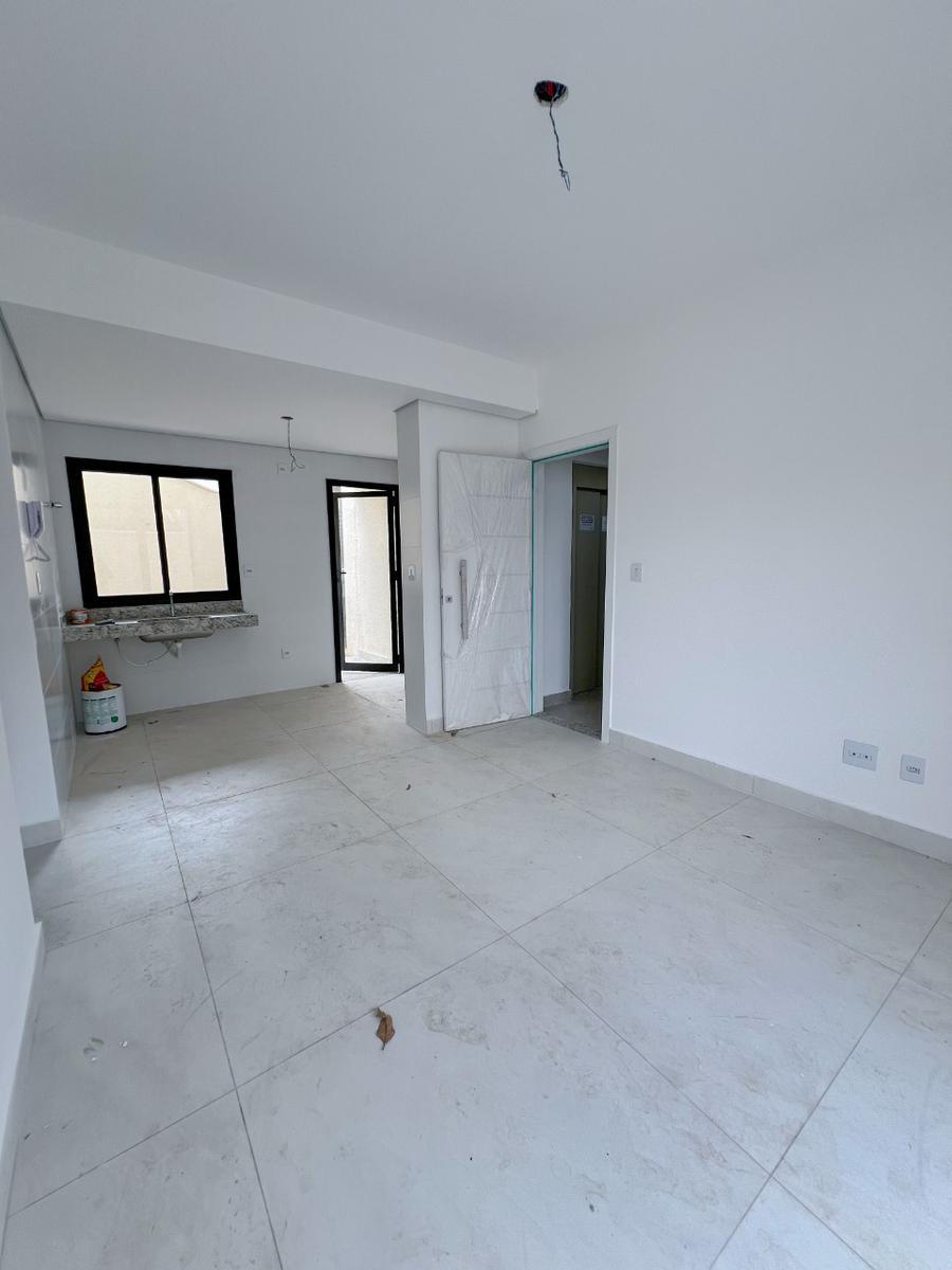 Apartamento, Santa Mônica, 2 Quartos, 1 Vaga, 1 Suíte