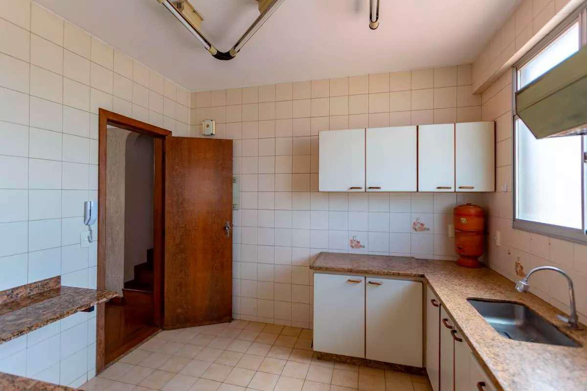 Cobertura, Coração de Jesus, 4 Quartos, 2 Vagas, 1 Suíte