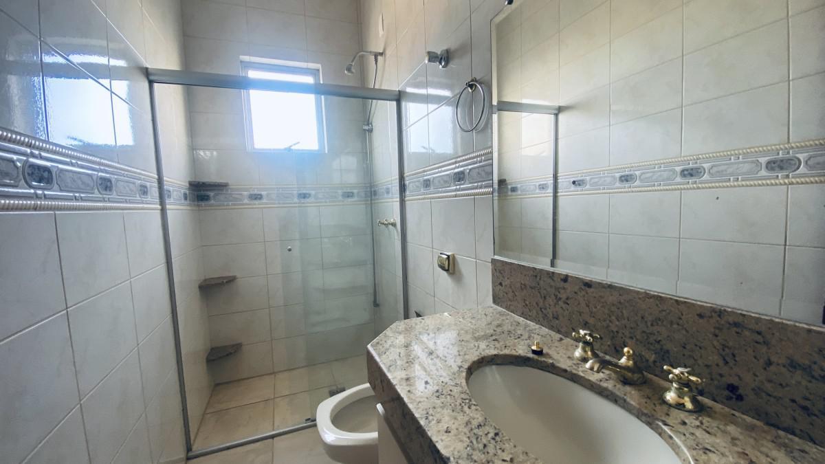 Casa, Ouro Preto, 3 Quartos, 5 Vagas, 1 Suíte