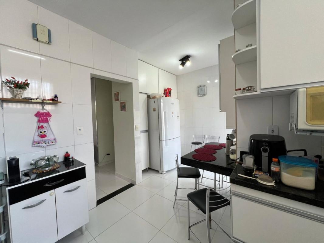 Cobertura, Nova Floresta, 5 Quartos, 2 Vagas, 2 Suítes