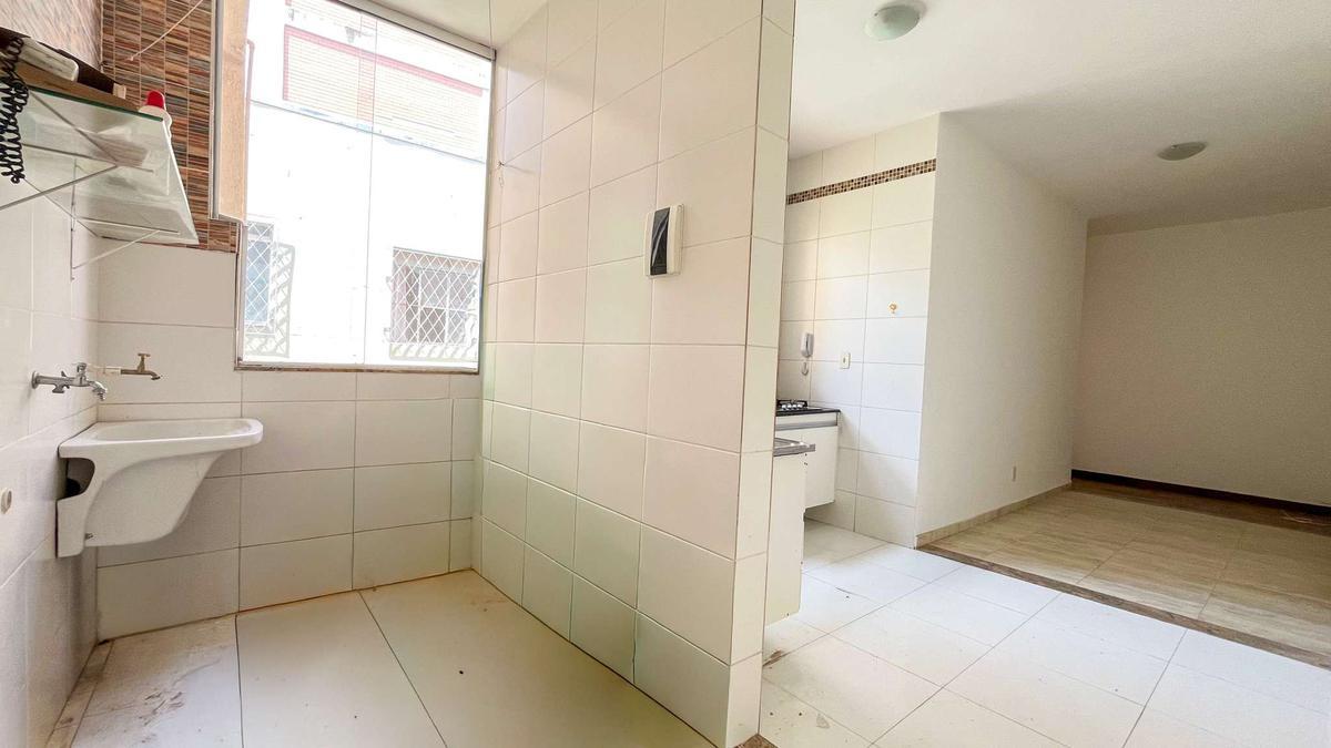 Apartamento, Floresta, 3 Quartos, 0 Vaga, 1 Suíte