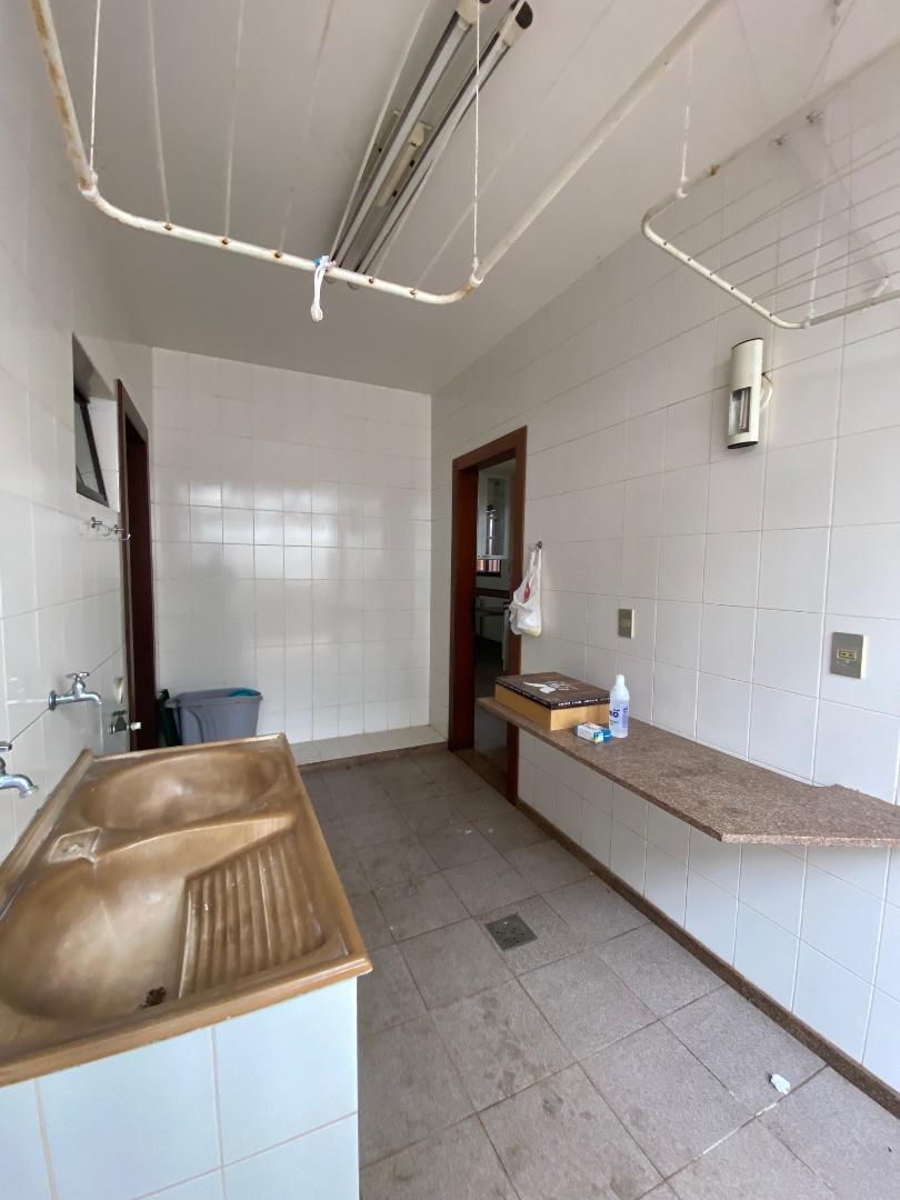 Casa, Bandeirantes (pampulha), 3 Quartos, 7 Vagas, 1 Suíte