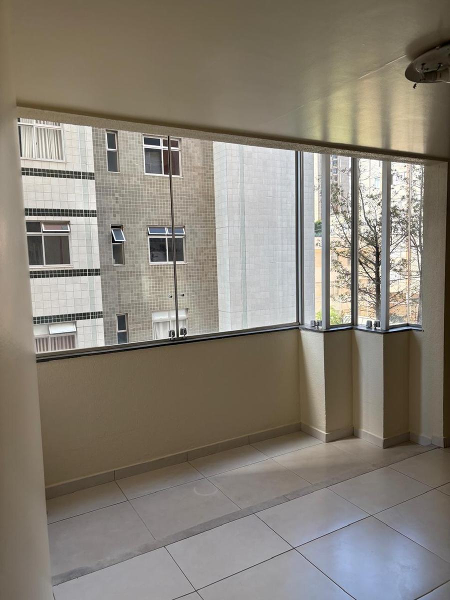 Apartamento, Funcionários, 2 Quartos, 1 Vaga, 1 Suíte