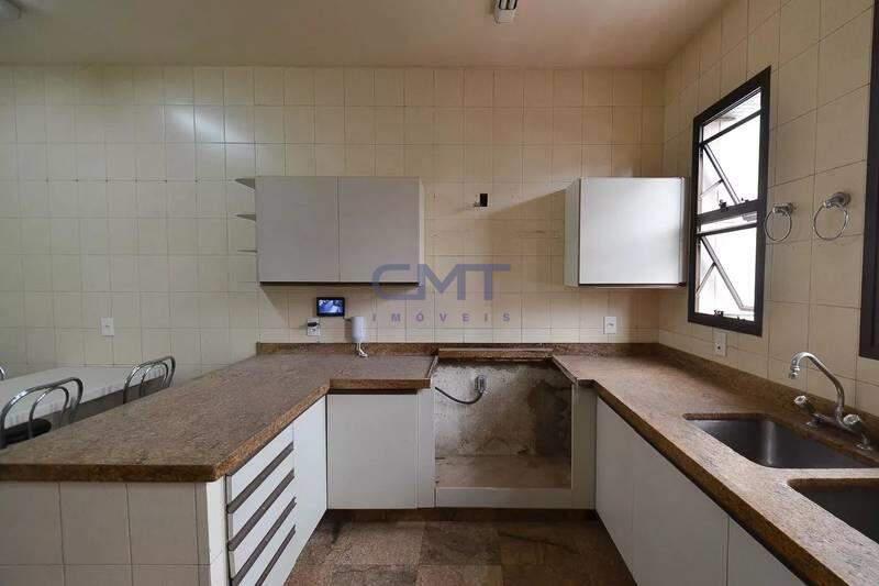 Apartamento, Funcionários, 4 Quartos, 3 Vagas, 2 Suítes