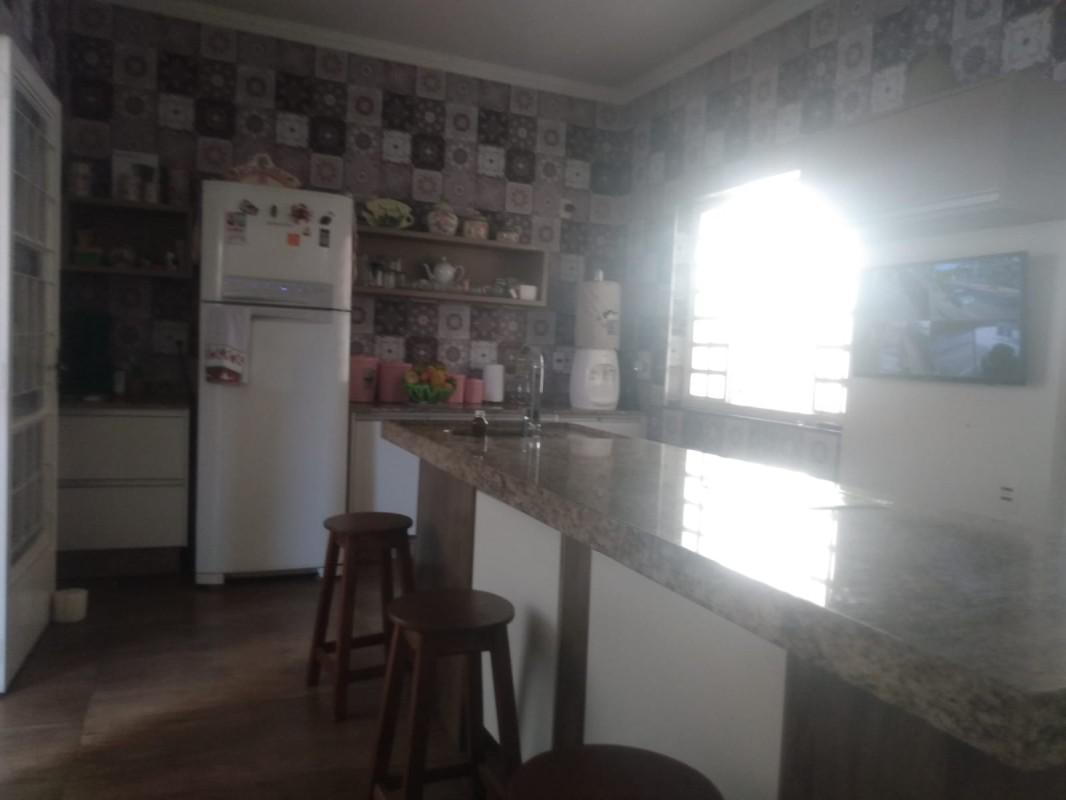 Casa, Jardim Riacho das Pedras, 4 Quartos, 10 Vagas, 2 Suítes