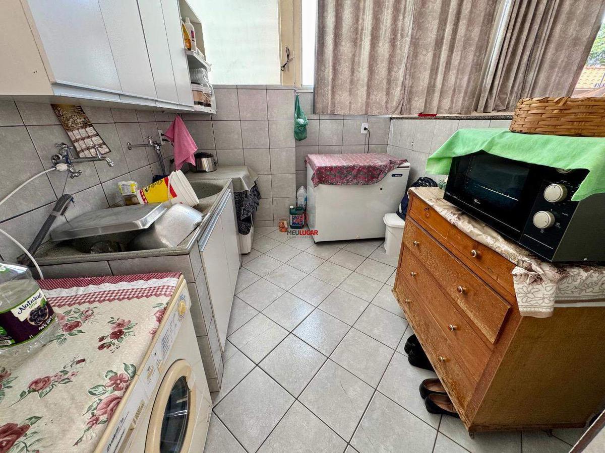 Casa, Diamante, 4 Quartos, 2 Vagas, 1 Suíte