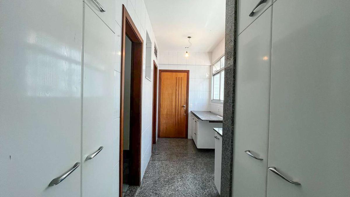 Apartamento, Sion, 4 Quartos, 3 Vagas, 3 Suítes