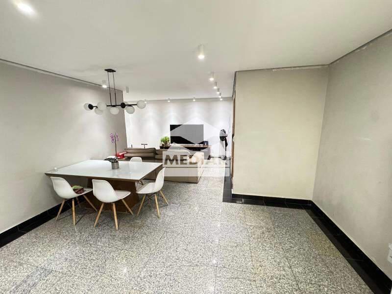 Apartamento, Castelo, 3 Quartos, 1 Vaga, 1 Suíte