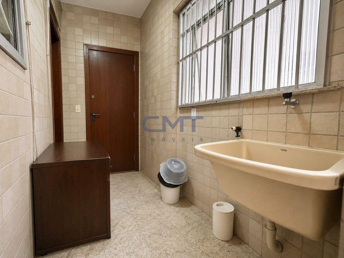 Apartamento, Vila Paris, 2 Quartos, 1 Vaga