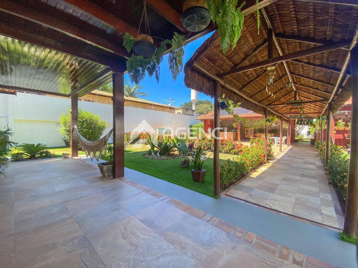 Casa, Trevo, 4 Quartos, 0 Vaga, 1 Suíte