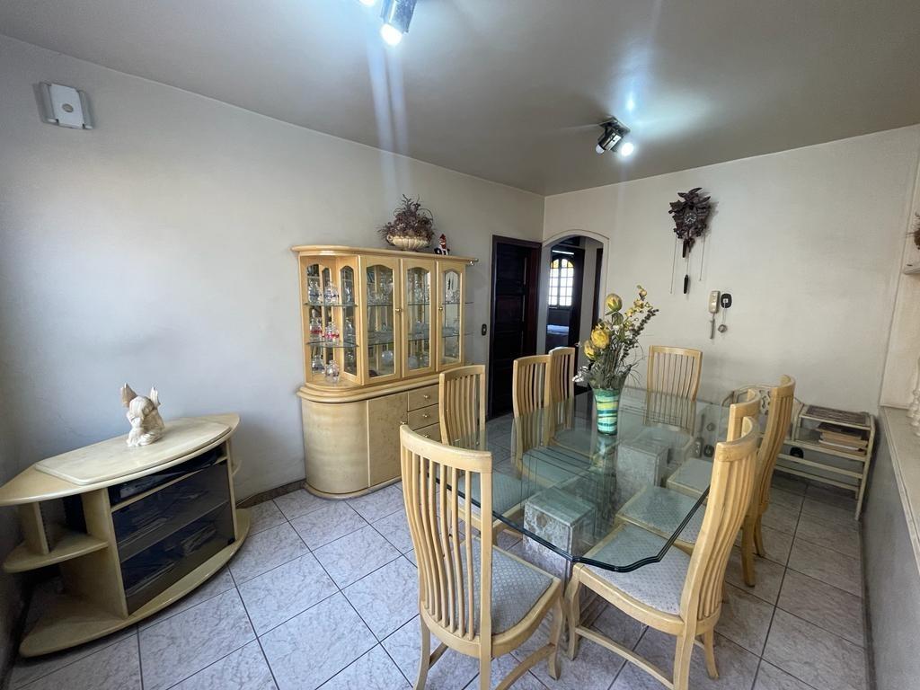 Casa, Jardim Montanhês, 4 Quartos, 3 Vagas, 1 Suíte