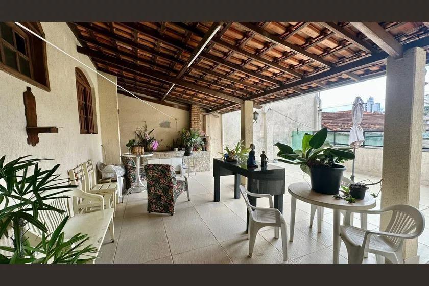 Casa, Carlos Prates, 4 Quartos, 20 Vagas, 1 Suíte