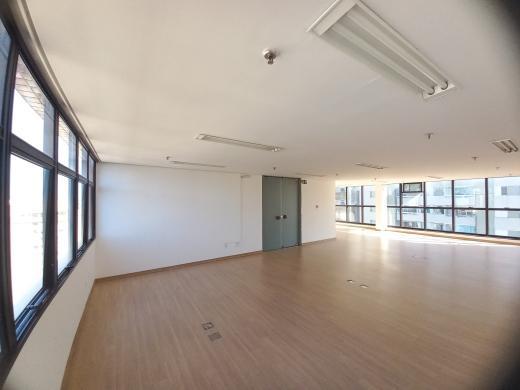 Sala, Centro, 0 Quarto, 1 Vaga