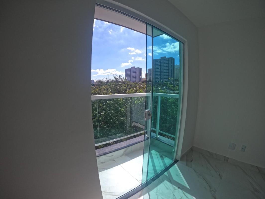 Cobertura, Planalto, 2 Quartos, 2 Vagas, 1 Suíte