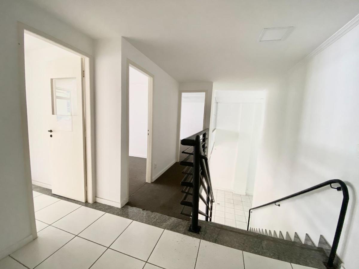 Andar, Lourdes, 0 Quarto, 0 Vaga