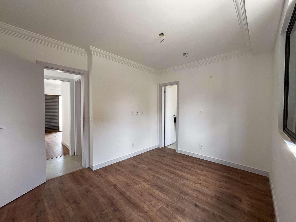 Apartamento, Floresta, 3 Quartos, 2 Vagas, 2 Suítes