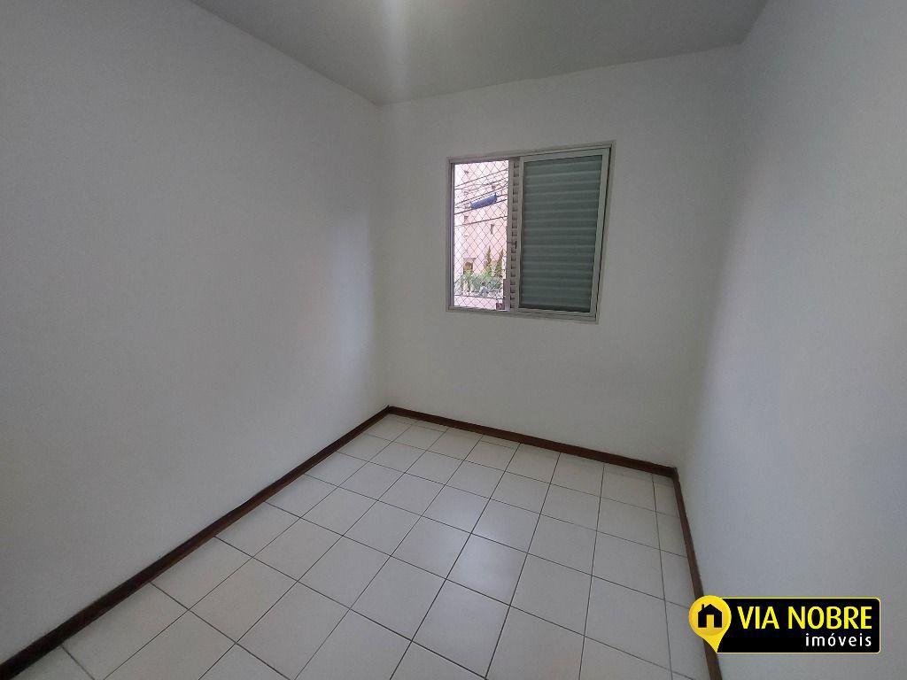 Apartamento, Estoril, 3 Quartos, 1 Vaga, 1 Suíte