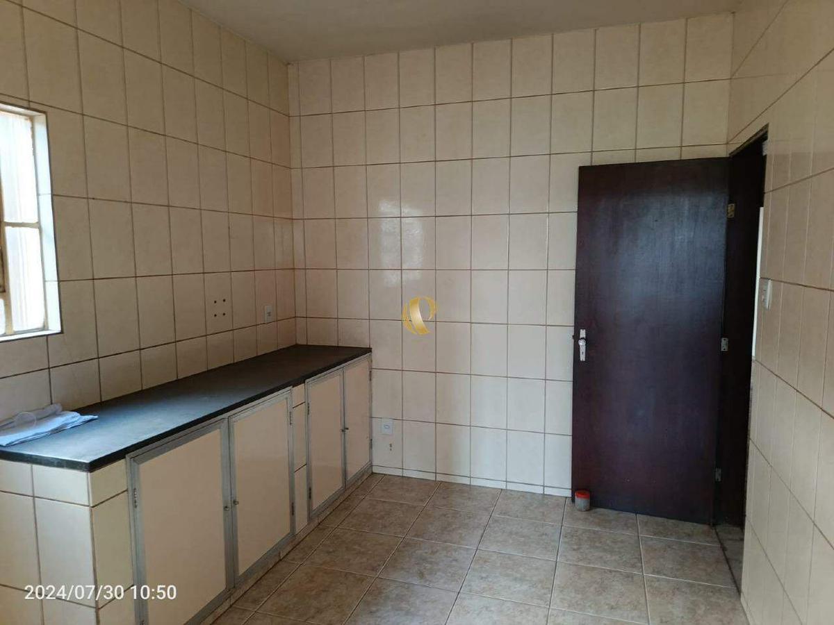 Casa, Boa Vista, 4 Quartos, 3 Vagas, 1 Suíte