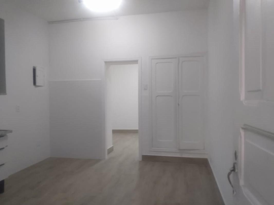 Casa, Floresta, 3 Quartos, 8 Vagas, 1 Suíte