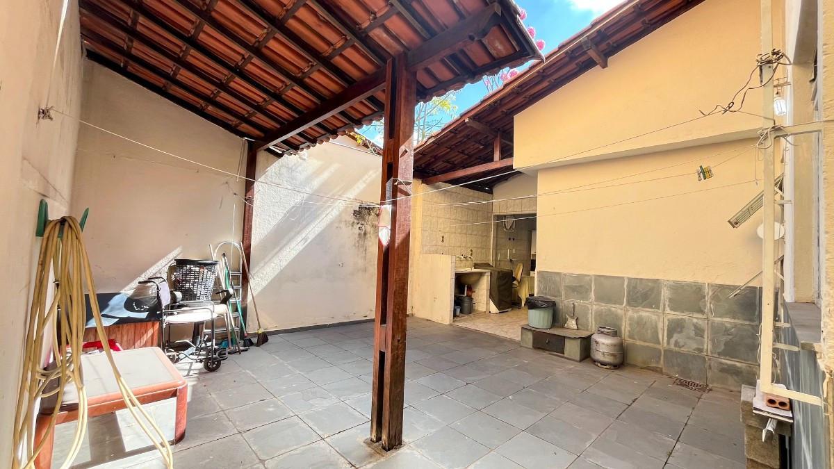 Casa, Conjunto Celso Machado, 3 Quartos, 4 Vagas