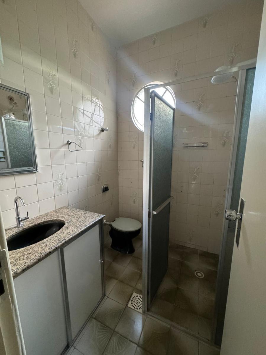 Casa, Colégio Batista, 5 Quartos, 1 Vaga, 1 Suíte