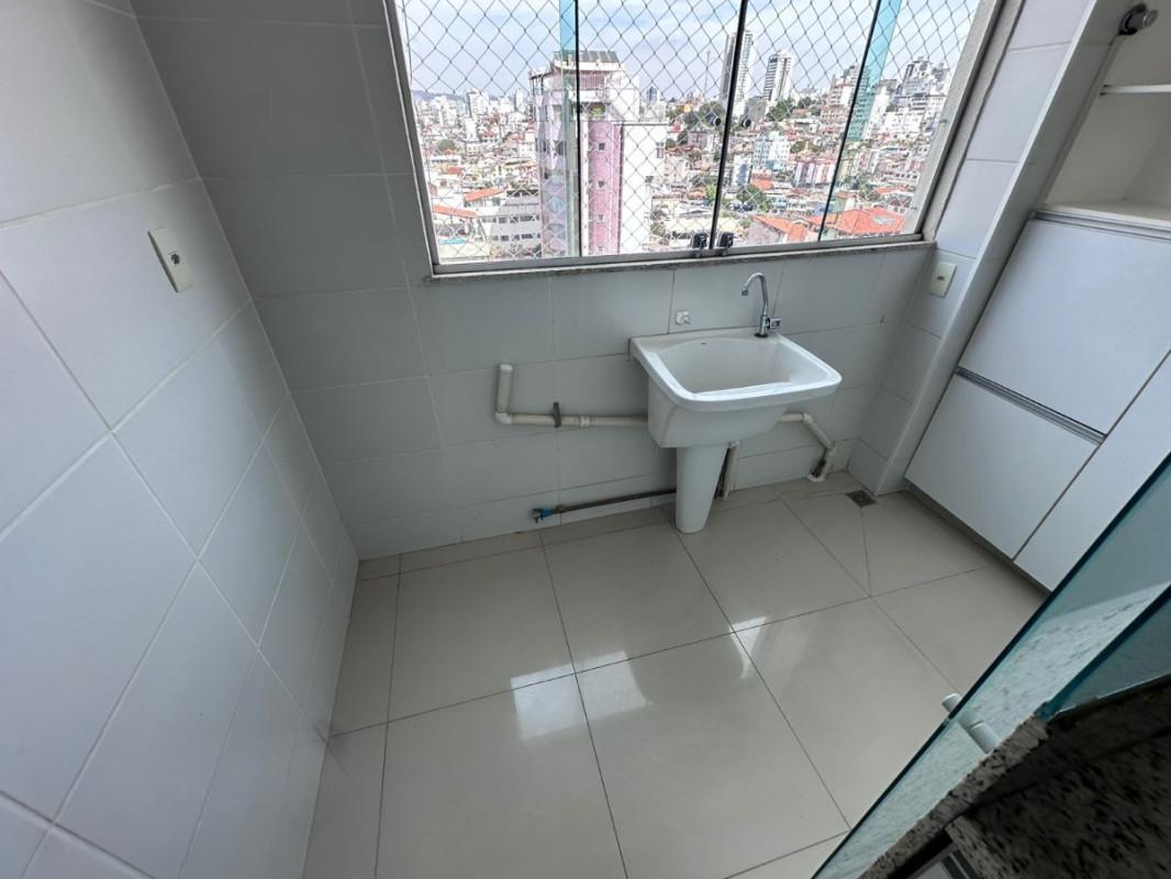 Apartamento, Sagrada Família, 3 Quartos, 2 Vagas, 1 Suíte