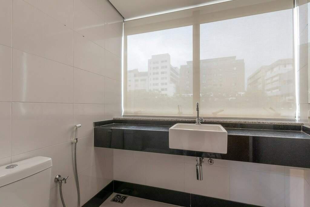Sala, Vila da Serra, 0 Quarto, 7 Vagas