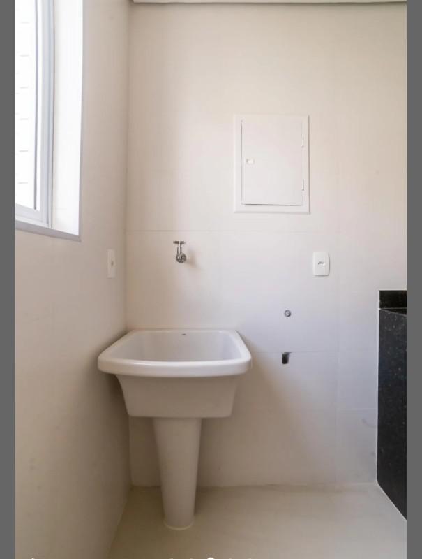 Apartamento, Sagrada Família, 3 Quartos, 2 Vagas, 1 Suíte
