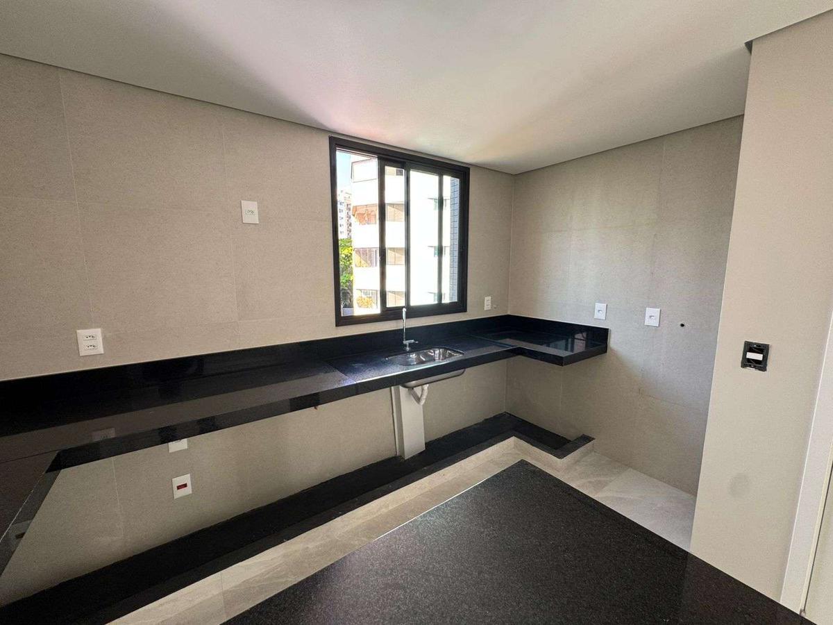 Cobertura, Sion, 2 Quartos, 2 Vagas, 2 Suítes