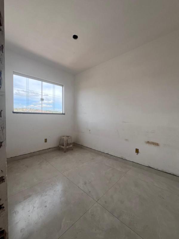 Casa, Centro, 3 Quartos, 2 Vagas, 1 Suíte