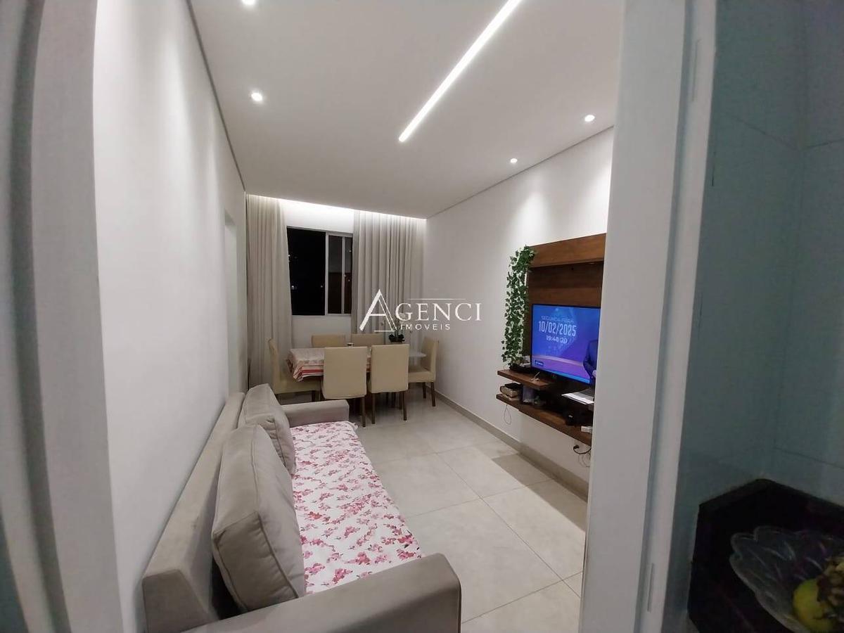 Apartamento, Glória, 2 Quartos, 0 Vaga, 0 Suíte