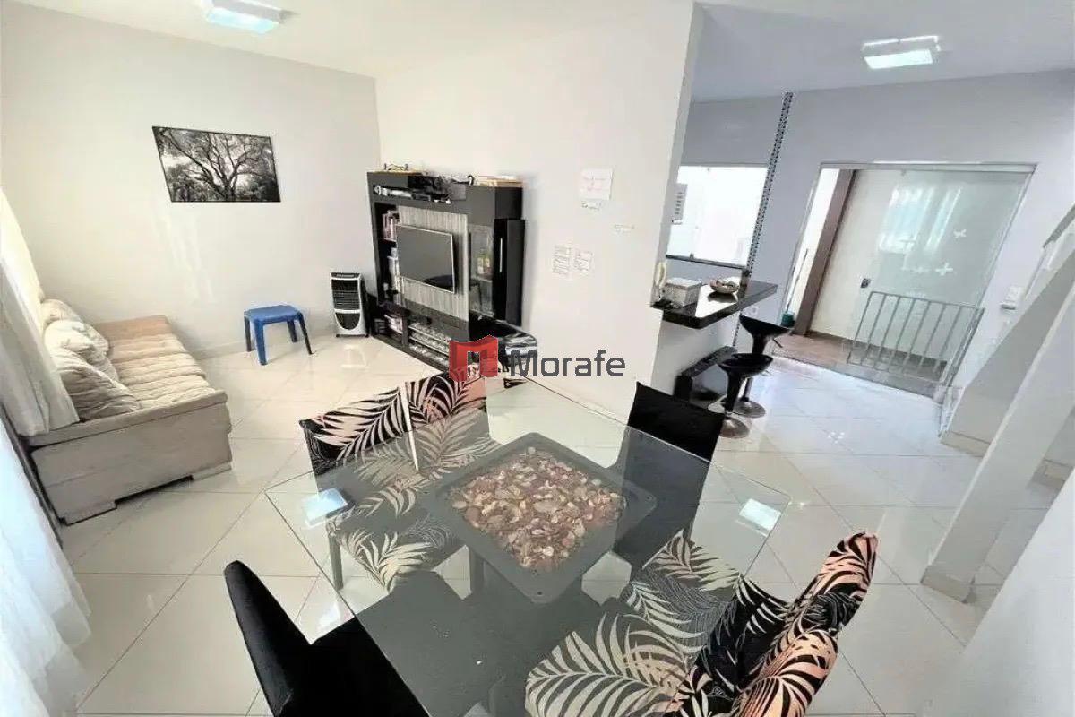 Casa, Santa Branca, 3 Quartos, 2 Vagas, 1 Suíte