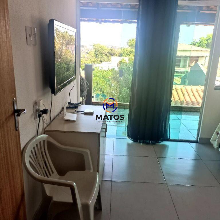 Casa, Jardim Imperial, 4 Quartos, 3 Vagas, 1 Suíte