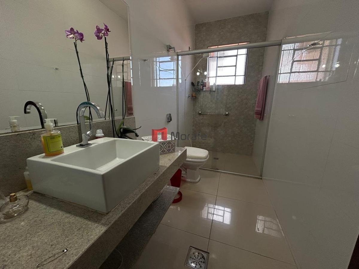 Casa, Caiçaras, 3 Quartos, 4 Vagas, 1 Suíte