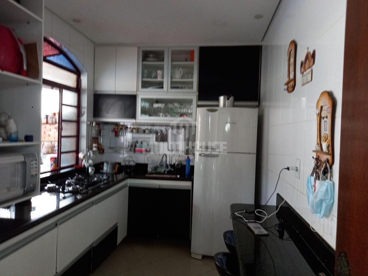 Casa, São João Batista (venda Nova), 4 Quartos, 3 Vagas, 2 Suítes