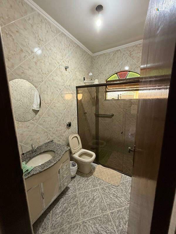 Casa, Frimisa, 4 Quartos, 0 Vaga, 1 Suíte