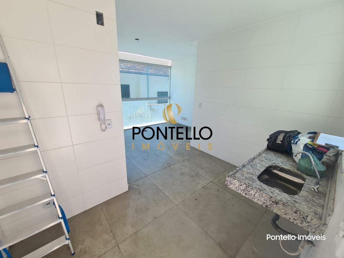Apartamento, Cachoeirinha, 2 Quartos, 2 Vagas, 1 Suíte