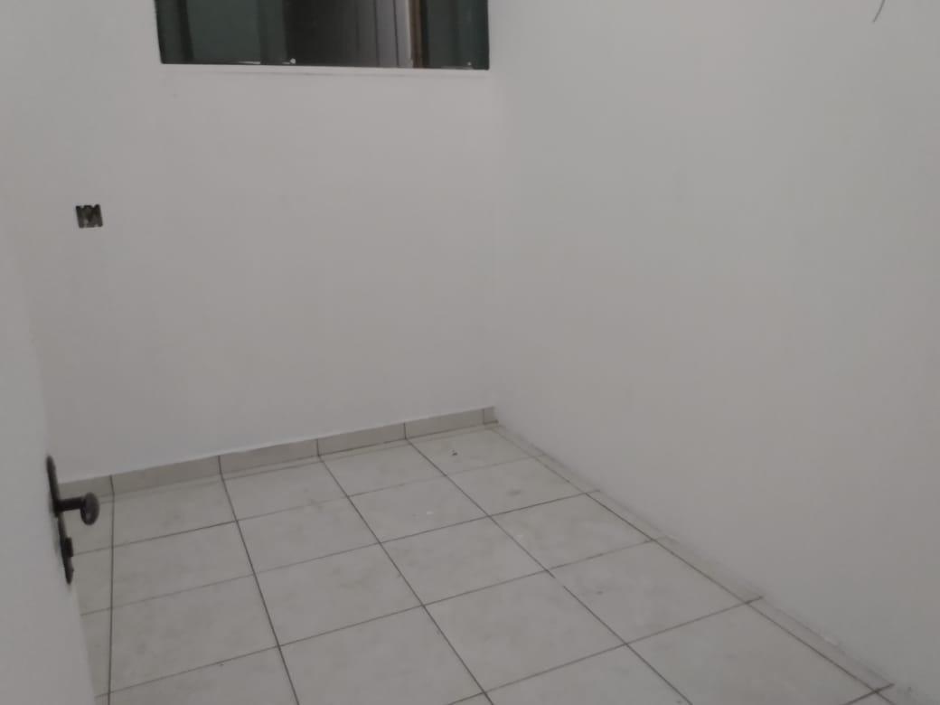 Galpão, Céu Azul, 0 Quarto, 0 Vaga