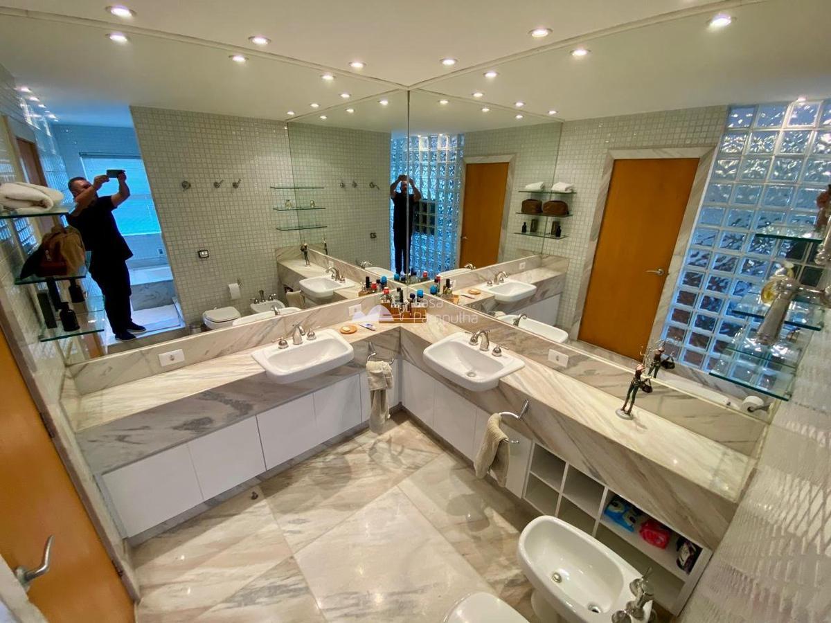 Casa, Bandeirantes (pampulha), 8 Quartos, 11 Vagas, 6 Suítes