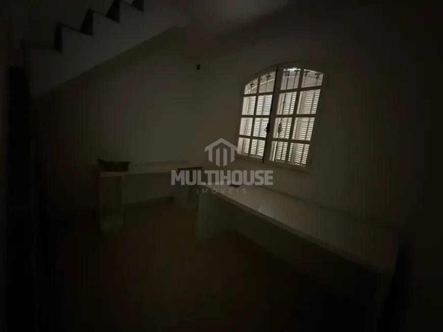 Casa, Itapoã, 4 Quartos, 3 Vagas, 5 Suítes