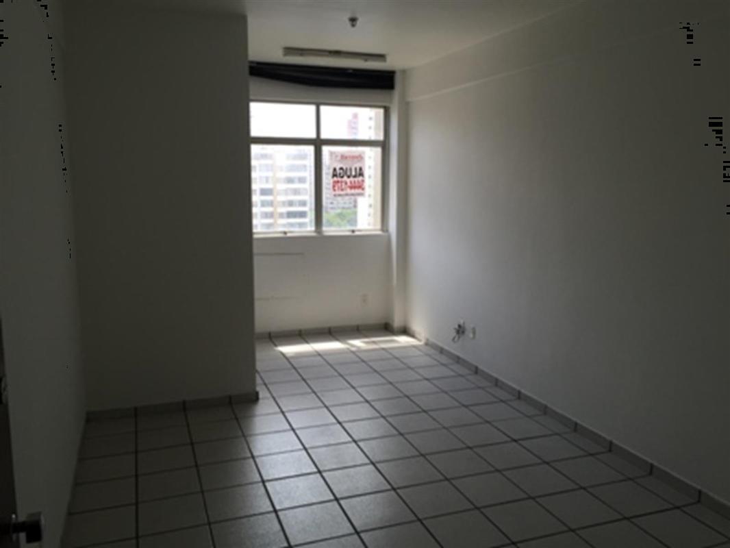 Sala, Centro