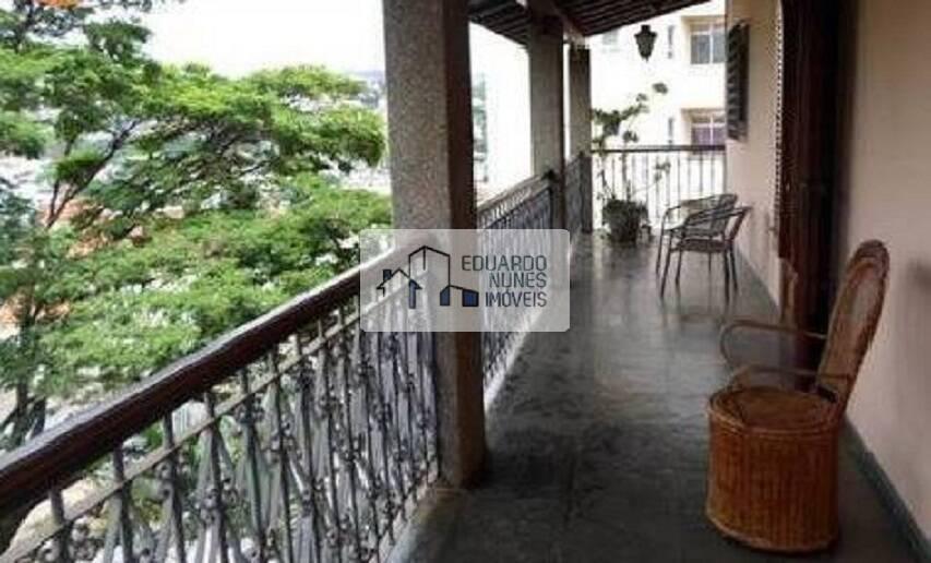 Casa, Santa Lúcia, 6 Quartos, 12 Vagas, 2 Suítes