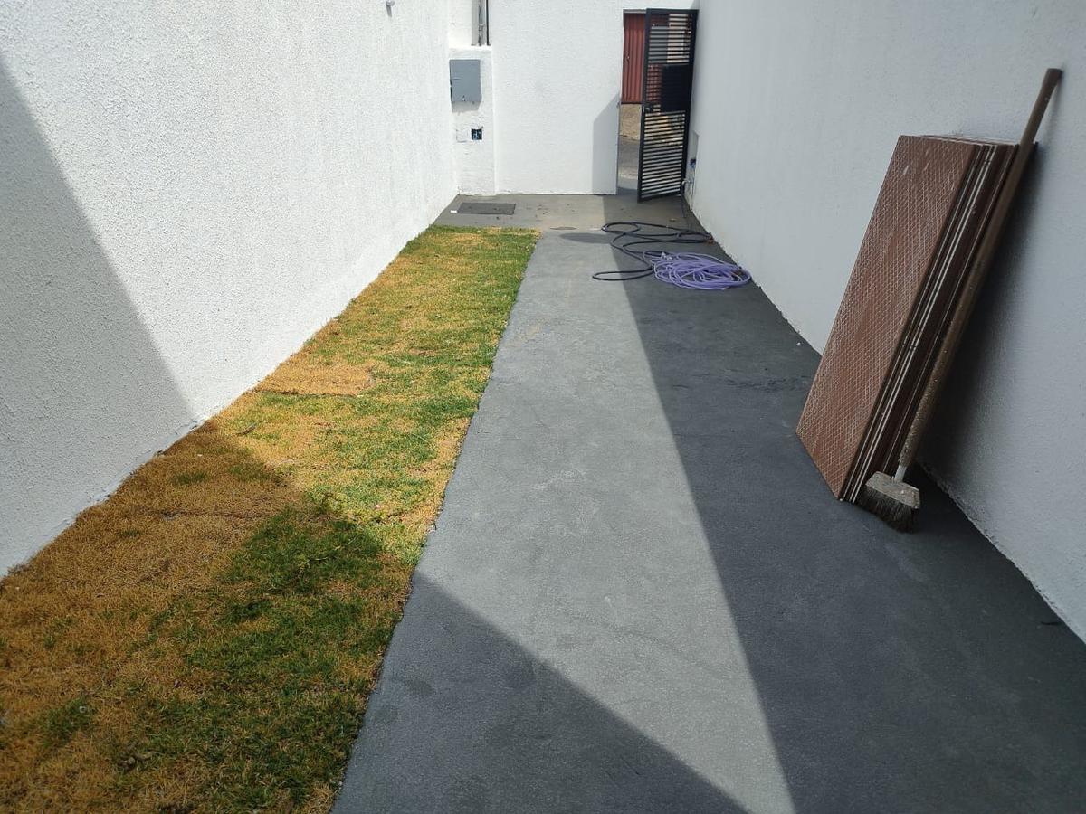 Casa, Candelária, 3 Quartos, 2 Vagas, 1 Suíte